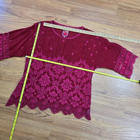 Johnny Was Tasho Georgette Top PM Petite M Dolman Dark Pink/Red Eyelet Lace - Picture 9 of 9